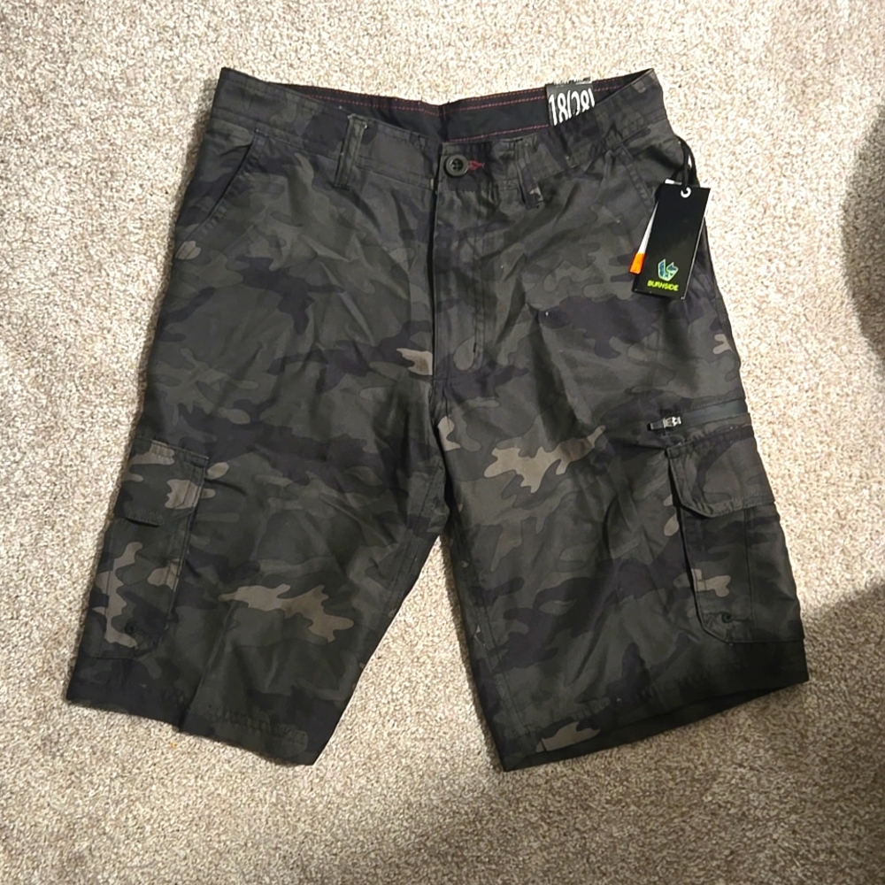 NEW Boys’ Burnside Camo Shorts Size 18/28